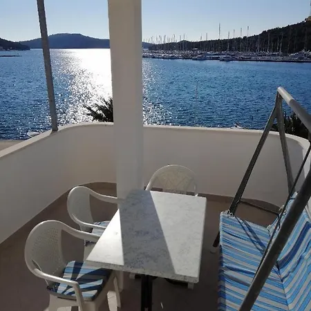 Apartament By The Sea - 12820 Rogoznica (Sibenik-Knin)