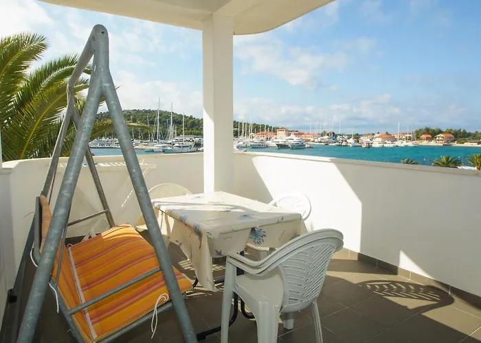 By The Sea - 12820 Rogoznica (Sibenik-Knin)